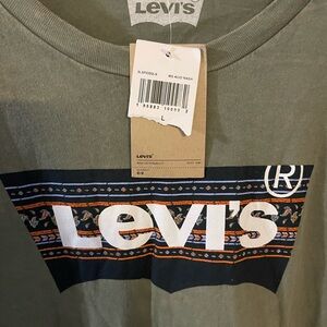 Levi's Green Long Sleeve Tee with Logo